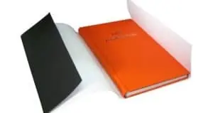 Buch mit Schutzumschlag